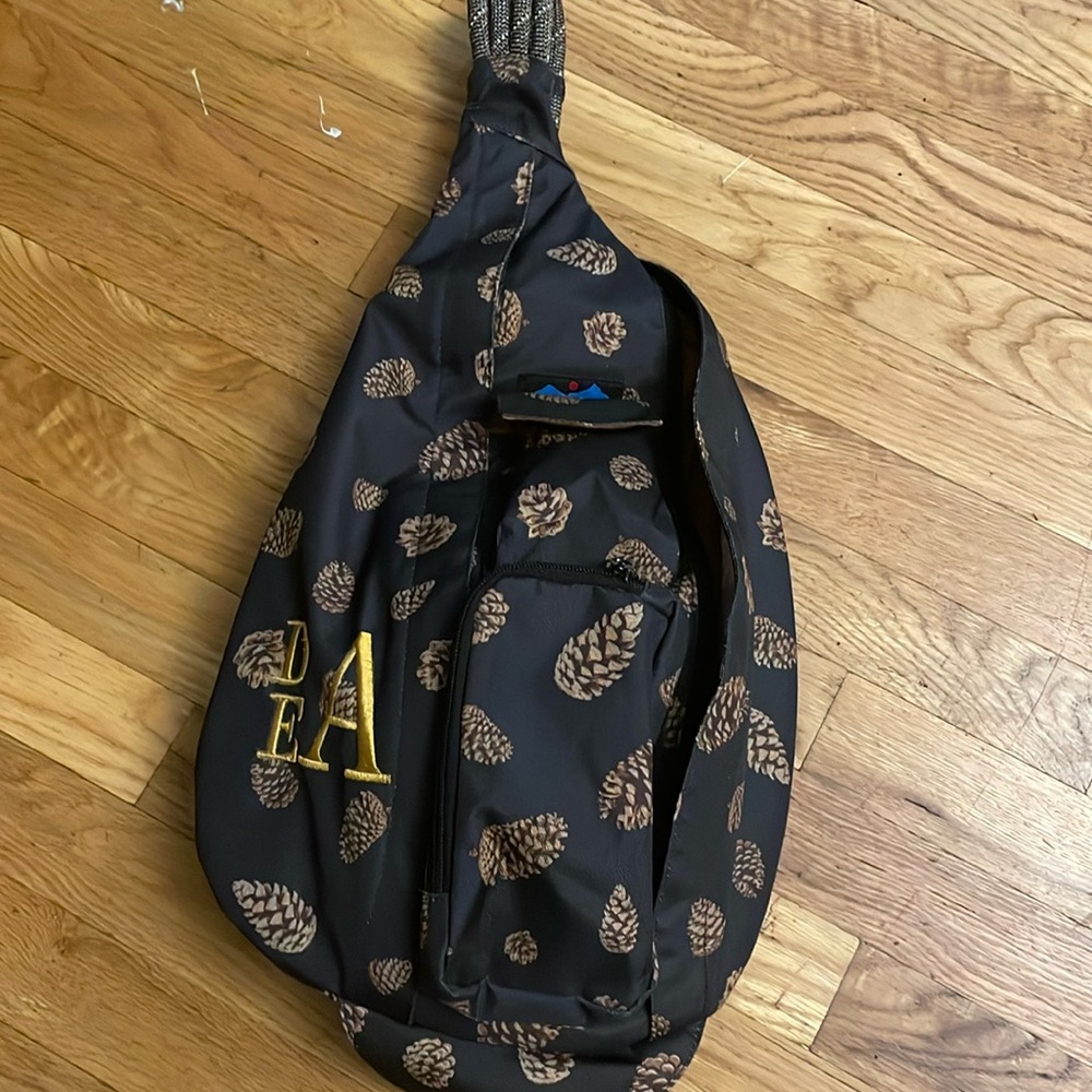 KAVU cross body bag